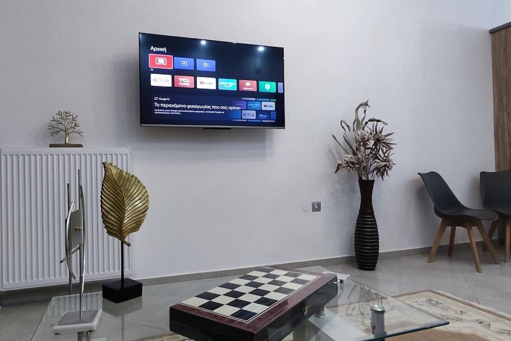 Modern Apartment In Itea Dış mekan fotoğraf
